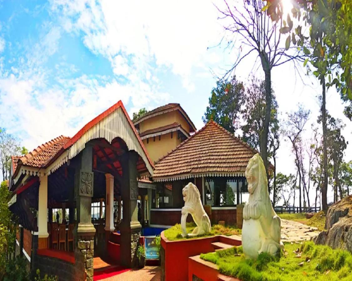 The Porcupine Castle Resort Мадікері Екстер'єр фото